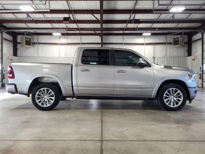 2022 RAM 1500 Laramie Crew Cab 4x4 5'7" Box