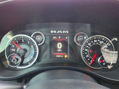 2020 RAM 1500 Big Horn Crew Cab 4x4 6'4" Box