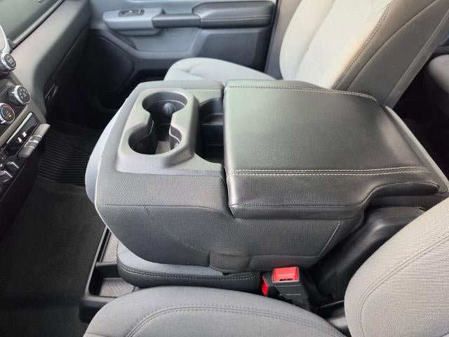 2020 RAM 1500 Big Horn Crew Cab 4x4 6'4" Box