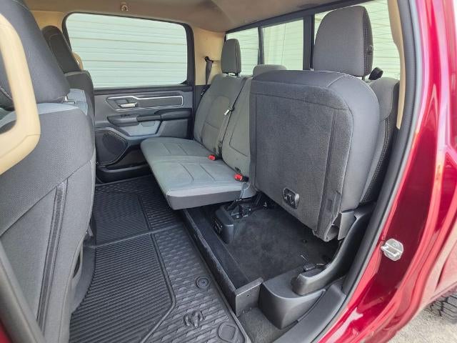 2020 RAM 1500 Big Horn Crew Cab 4x4 6'4" Box