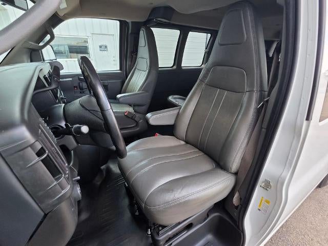 2023 Chevrolet Express Passenger 3500 LS