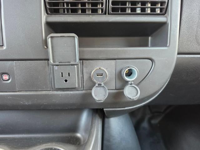2023 Chevrolet Express Passenger 3500 LS