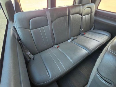 2023 Chevrolet Express Passenger 3500 LS
