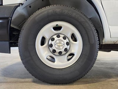 2023 Chevrolet Express Passenger 3500 LS