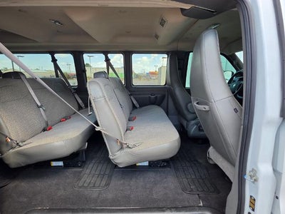 2025 Chevrolet Express Passenger 1LT