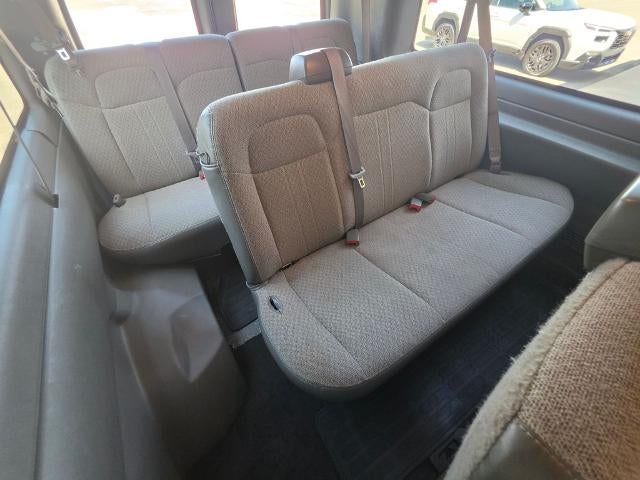 2025 Chevrolet Express Passenger 1LT