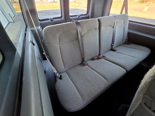 2025 Chevrolet Express Passenger 1LT