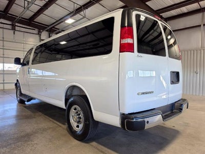 2025 Chevrolet Express Passenger 1LT
