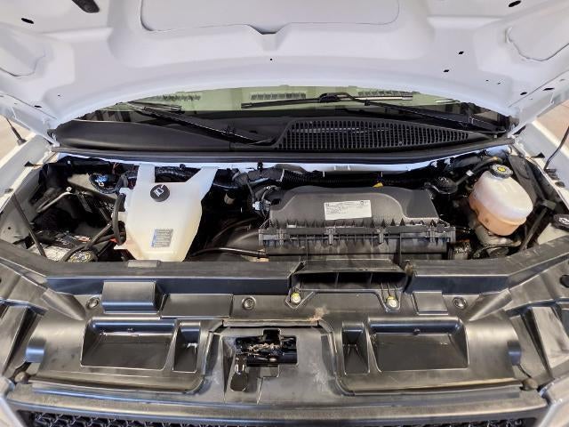 2025 Chevrolet Express Passenger 1LT
