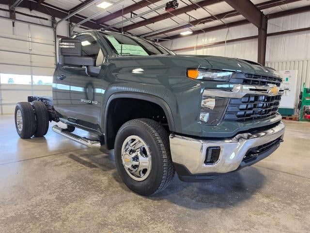 2026 Chevrolet Silverado 3500 HD Chassis Cab LT