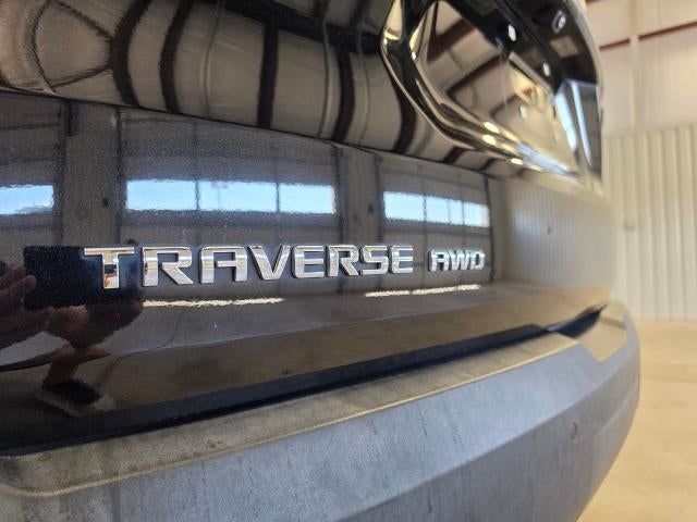 2022 Chevrolet Traverse LT Leather