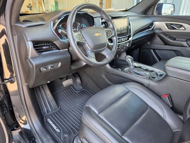 2022 Chevrolet Traverse LT Leather