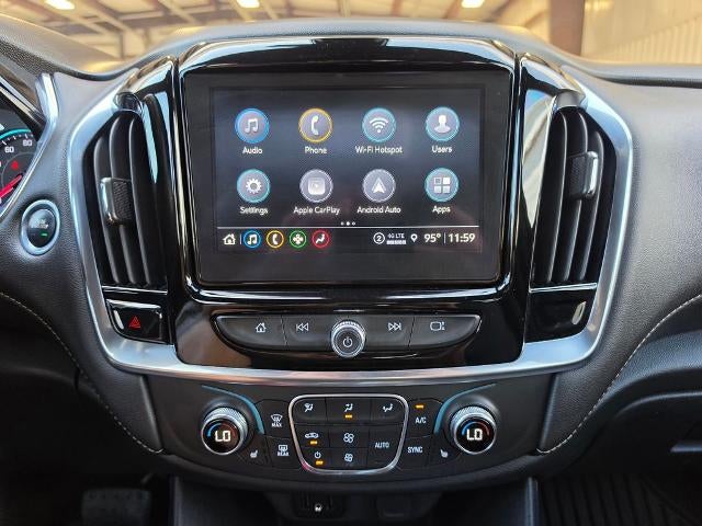 2022 Chevrolet Traverse LT Leather
