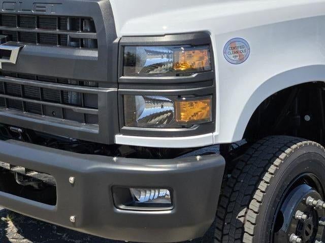 2024 Chevrolet Silverado 5500 HD Work Truck