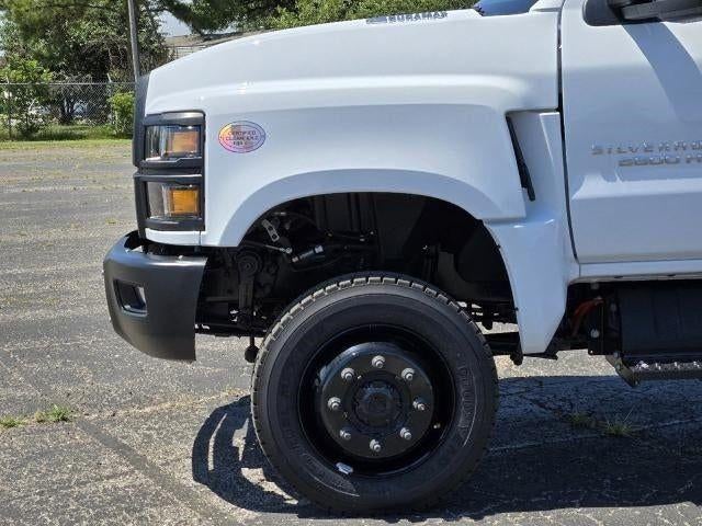 2024 Chevrolet Silverado 5500 HD Work Truck
