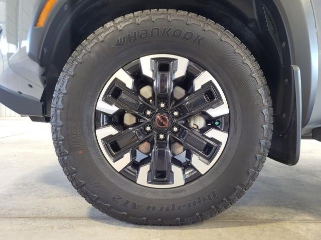 2024 Nissan Frontier Crew Cab PRO-4X 4x4