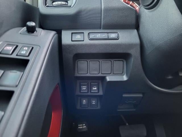 2024 Nissan Frontier Crew Cab PRO-4X 4x4