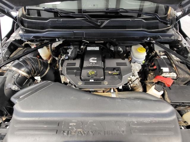 2024 RAM 3500 Laramie Crew Cab 4x4 8' Box