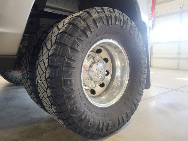 2024 RAM 3500 Laramie Crew Cab 4x4 8' Box