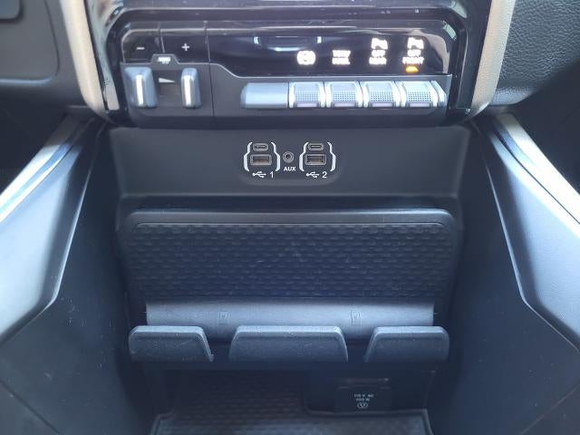 2024 RAM 3500 Laramie Crew Cab 4x4 8' Box