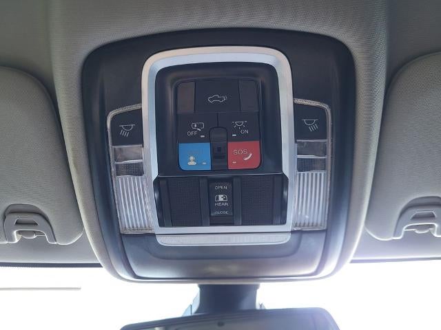 2024 RAM 3500 Laramie Crew Cab 4x4 8' Box