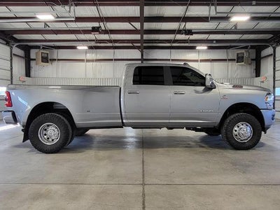 2024 RAM 3500 Laramie Crew Cab 4x4 8' Box