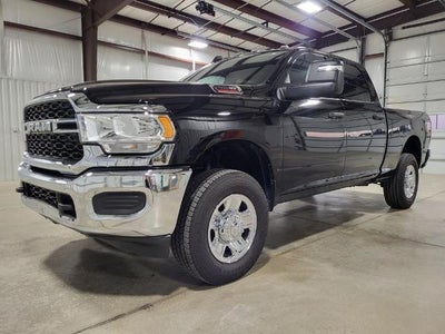 2023 RAM 2500 Tradesman Crew Cab 4x4 6'4" Box