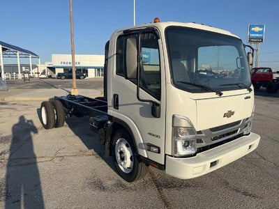 2024 Chevrolet Low Cab Forward 4500 1WT