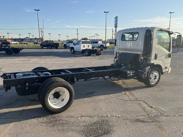 2024 Chevrolet Low Cab Forward 4500 1WT