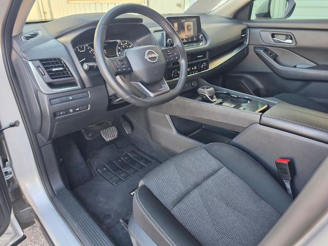 2025 Nissan Rogue SV FWD