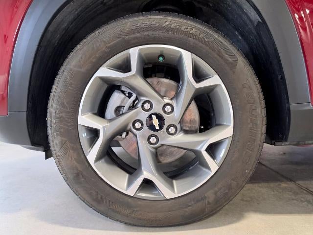2025 Chevrolet Trax LT - Photo 10
