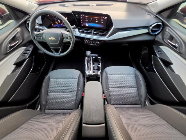 2025 Chevrolet Trax LT - Photo 22