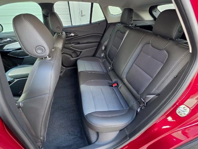 2025 Chevrolet Trax LT - Photo 23